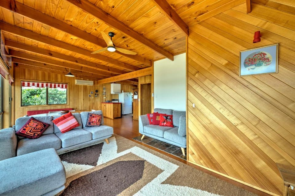 Lounge or bar
