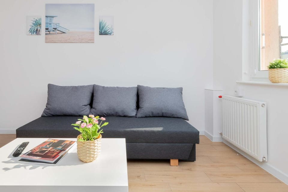 Living room, Photo of the whole room, Bedroom