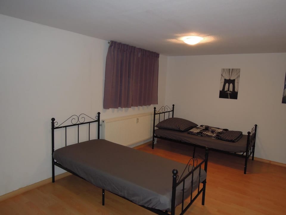 Ferienwohnung Monteurzimmer 2 Haus Arnstadt Apartment in Thuringia, Germany