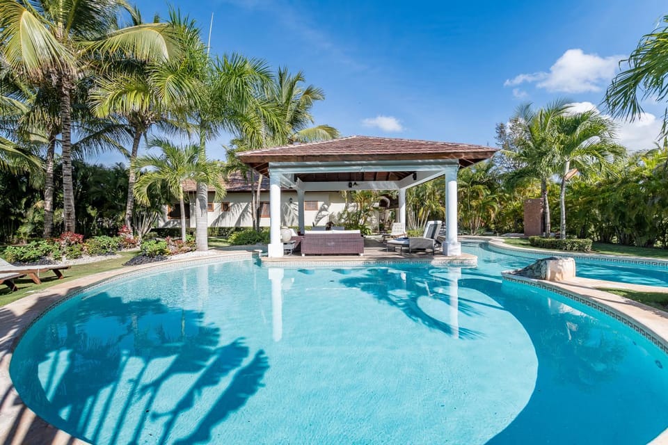 Property building, Seating area, Pool view, Swimming pool
