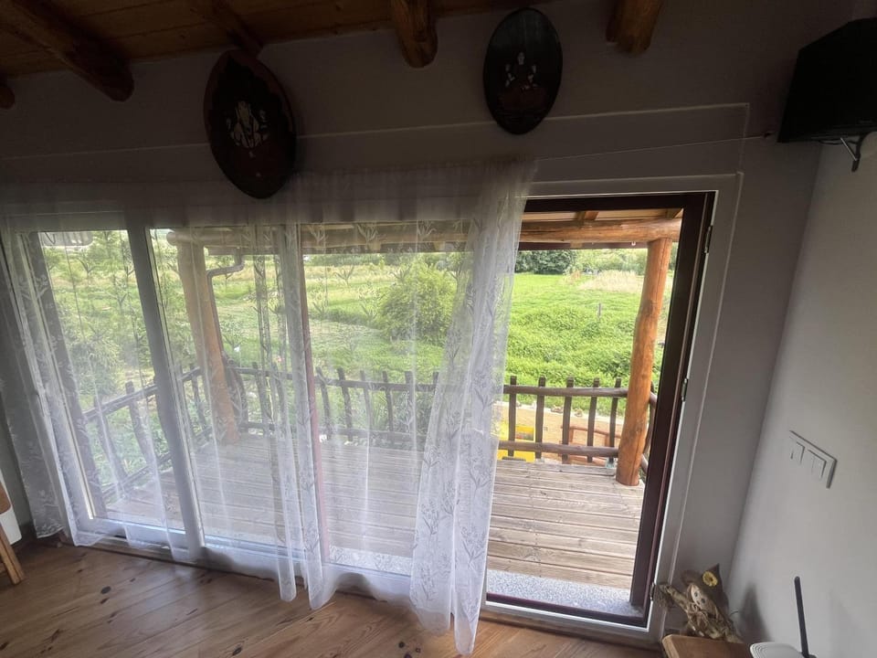 1 bed - Sleeps 4 - Pets - Balcony - Mtn View House in Coimbra District, Portugal