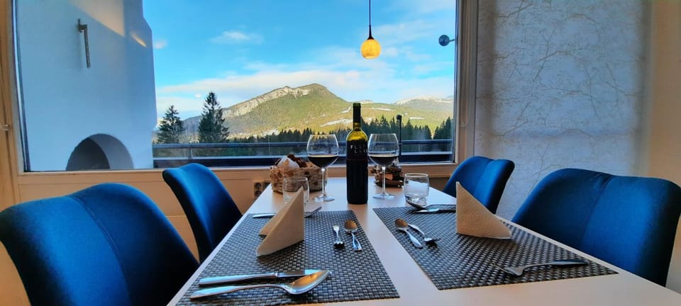 Natural landscape, Dining area, Mountain view