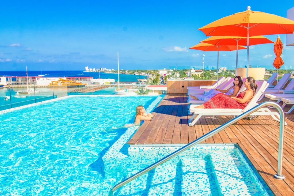 Day, Pool view, Sea view, Swimming pool, Swimming pool