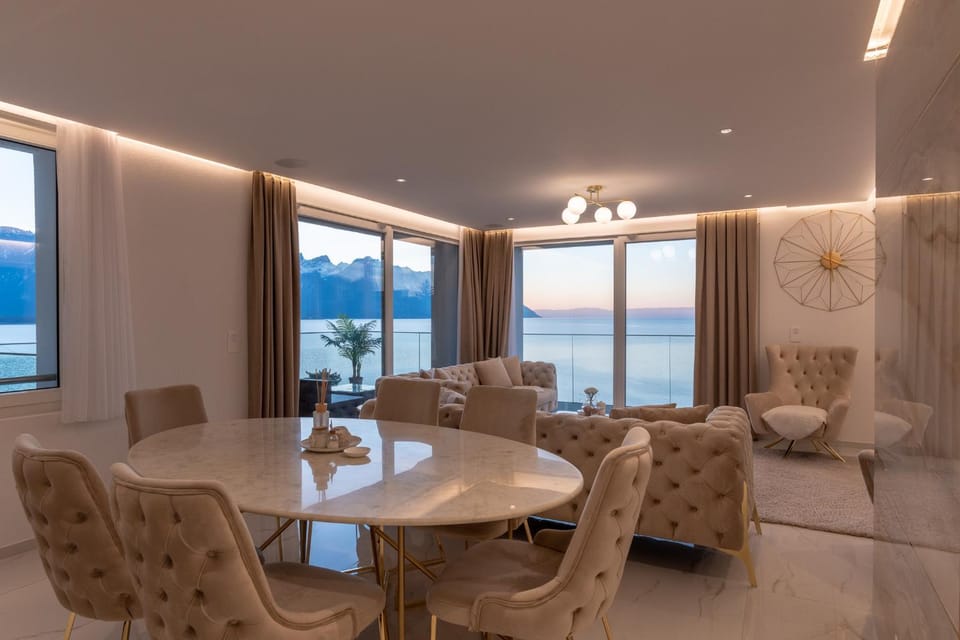 Sunset Home, Appartement de luxe front de lac Apartment in Montreux