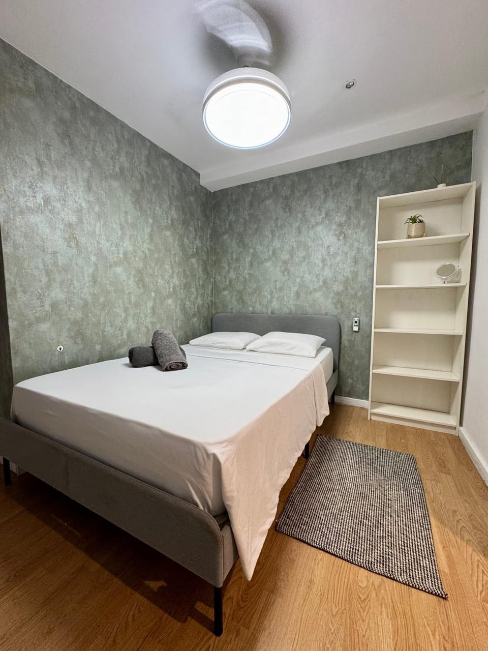 Bed, Photo of the whole room, Bedroom, wardrobe