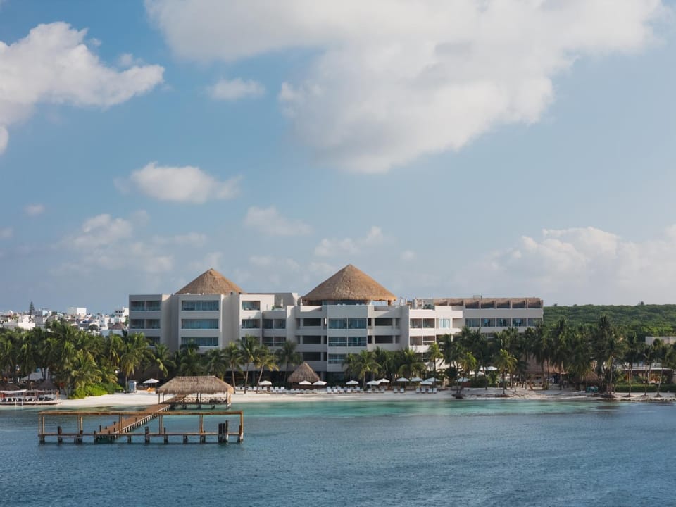 Property building, Beach, Sea view
