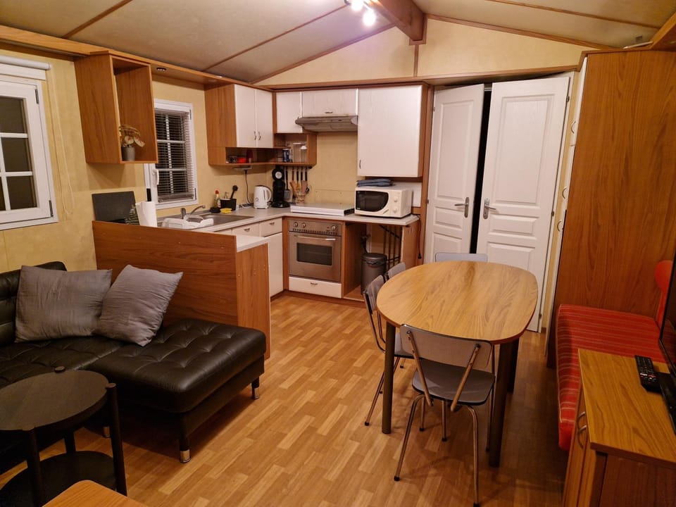 Breitner Chalet op de Schatberg Campground/ 
RV Resort in Limburg (province)