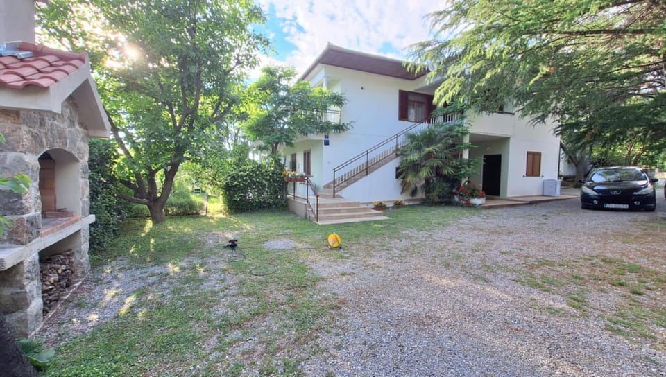 ANTE Accommodation Apartment in Seline