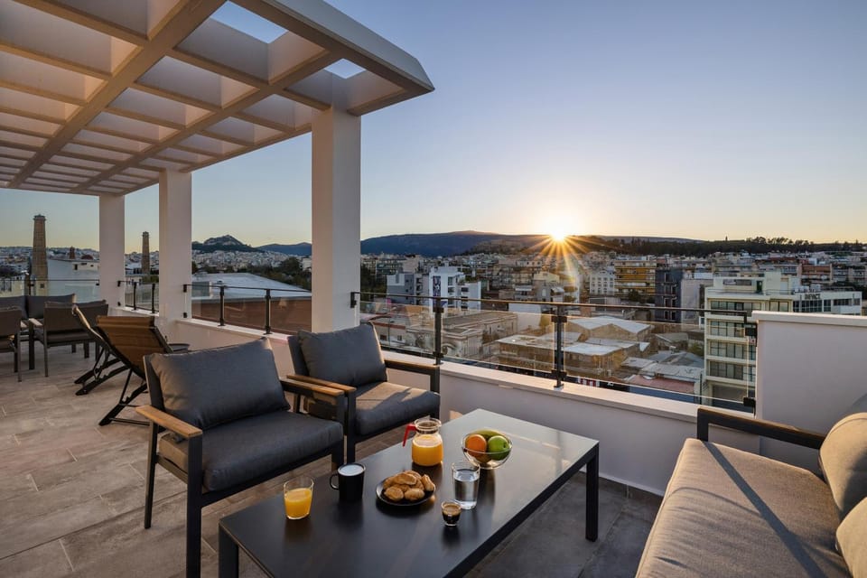 Balcony/Terrace, City view