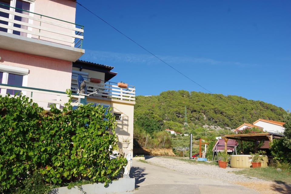 Property building, Natural landscape, Mountain view