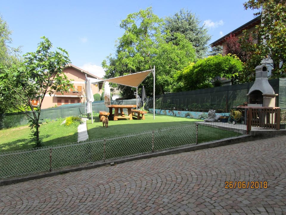 Rainbow House Apartment in Province of Lecco