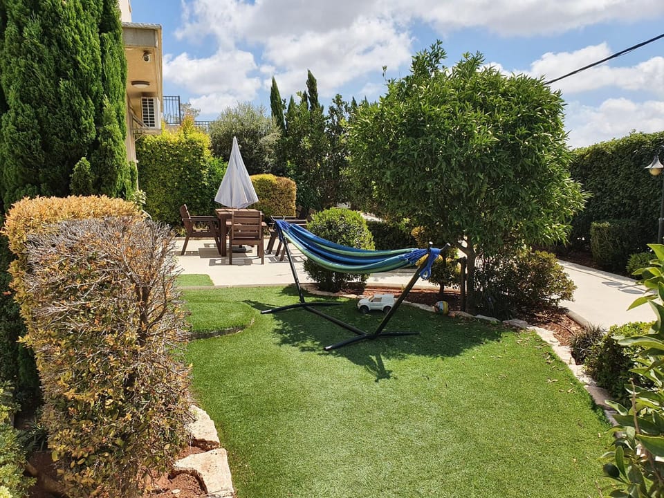 Garden, Garden view