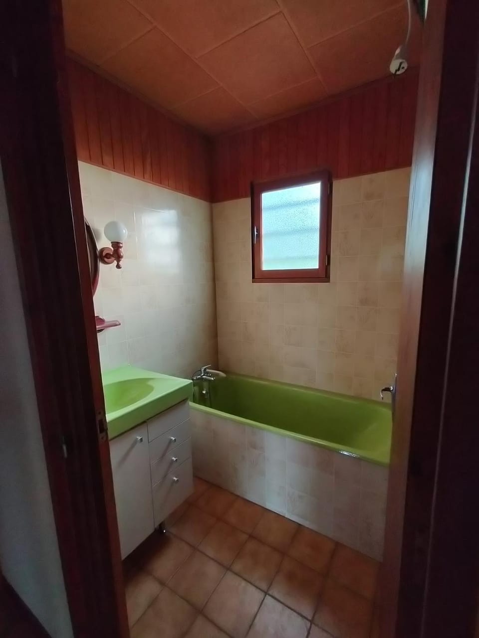 Bathroom, Bath