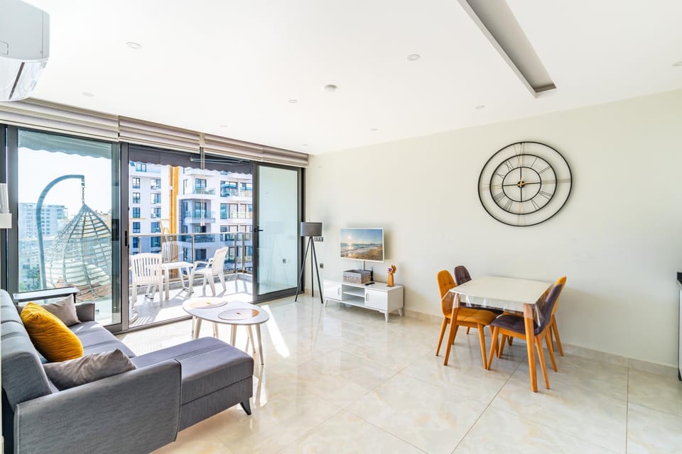 TV and multimedia, Balcony/Terrace, Living room, Dining area