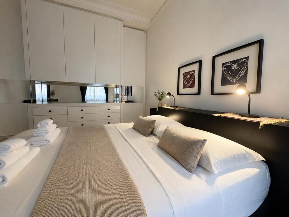 Bed, Photo of the whole room, Bedroom, towels, wardrobe