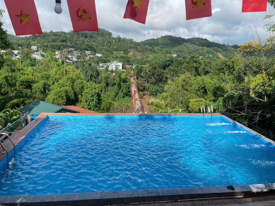 Pool view, Swimming pool