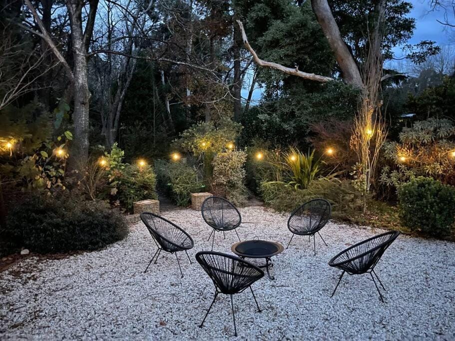 Abbey House - 3BR/sleeps 8 - South Leura Villa in Blue Mountains