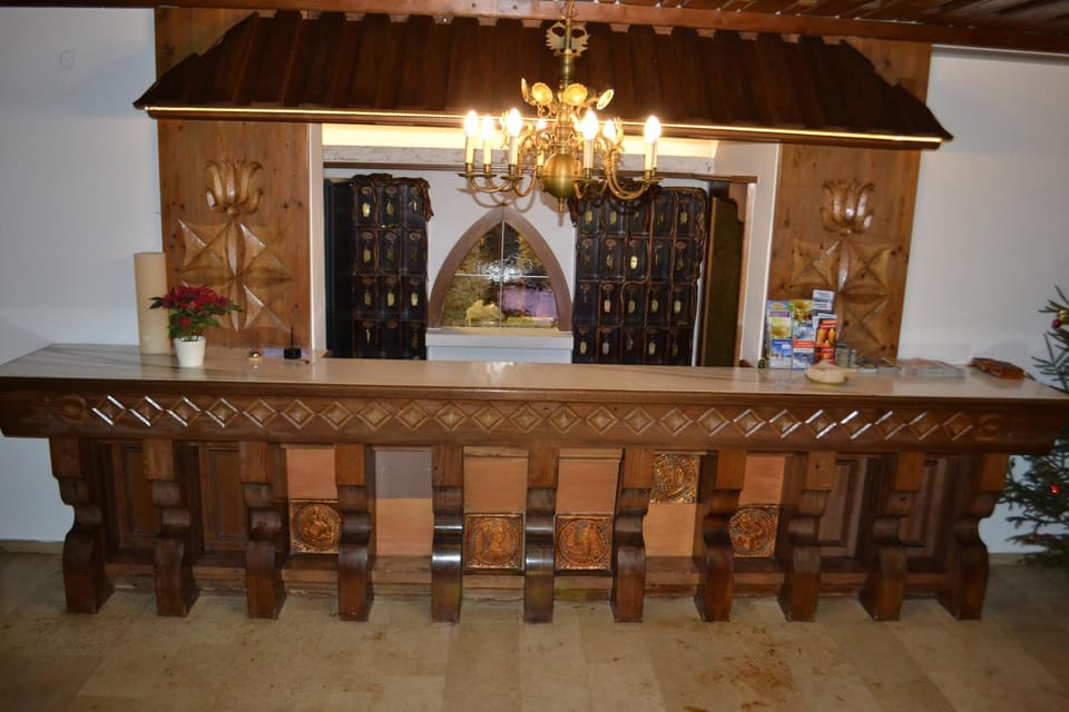 Staff, Lobby or reception