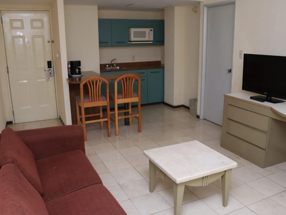 Photo of the whole room, Decorative detail