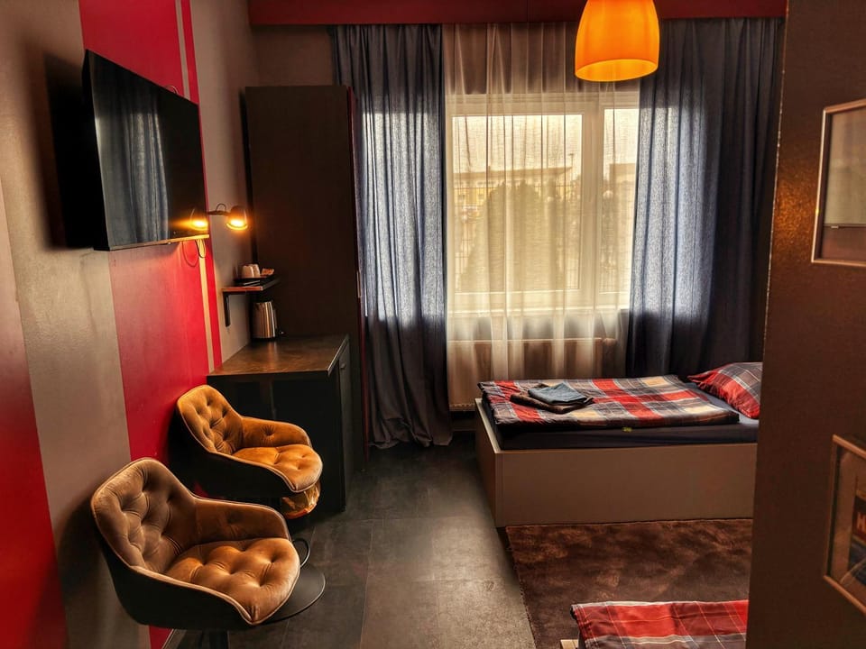 TV and multimedia, Seating area