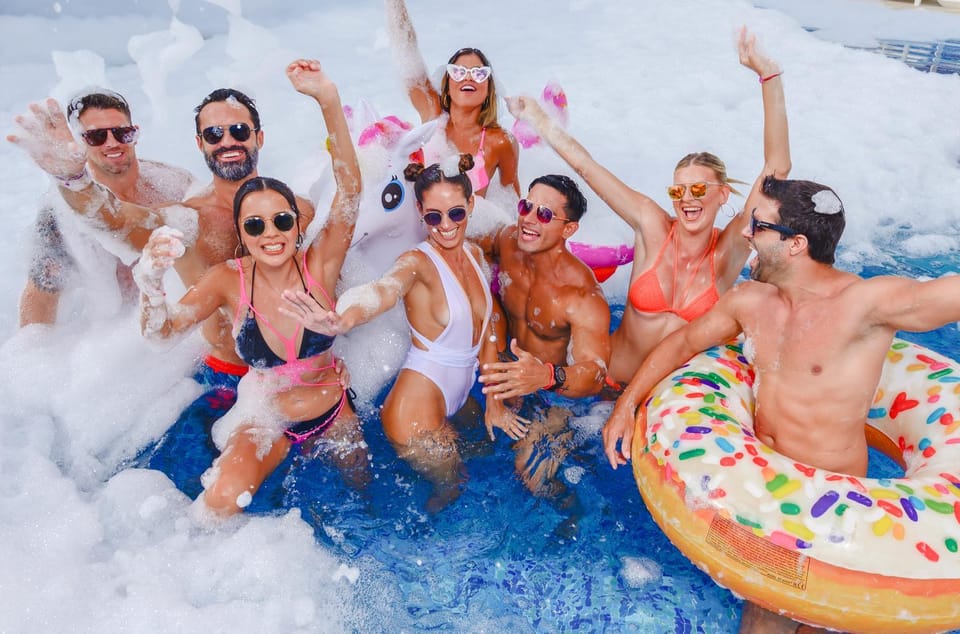 Pool view, Swimming pool, Entertainment