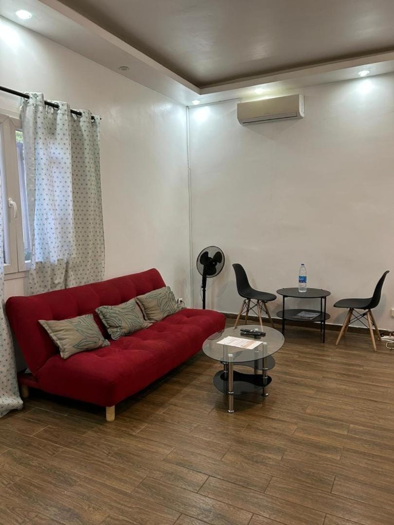 Charmant Studio front de terre Dakar Apartment in Dakar
