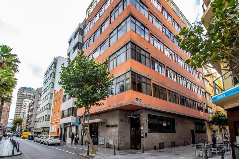 Property building, Facade/entrance