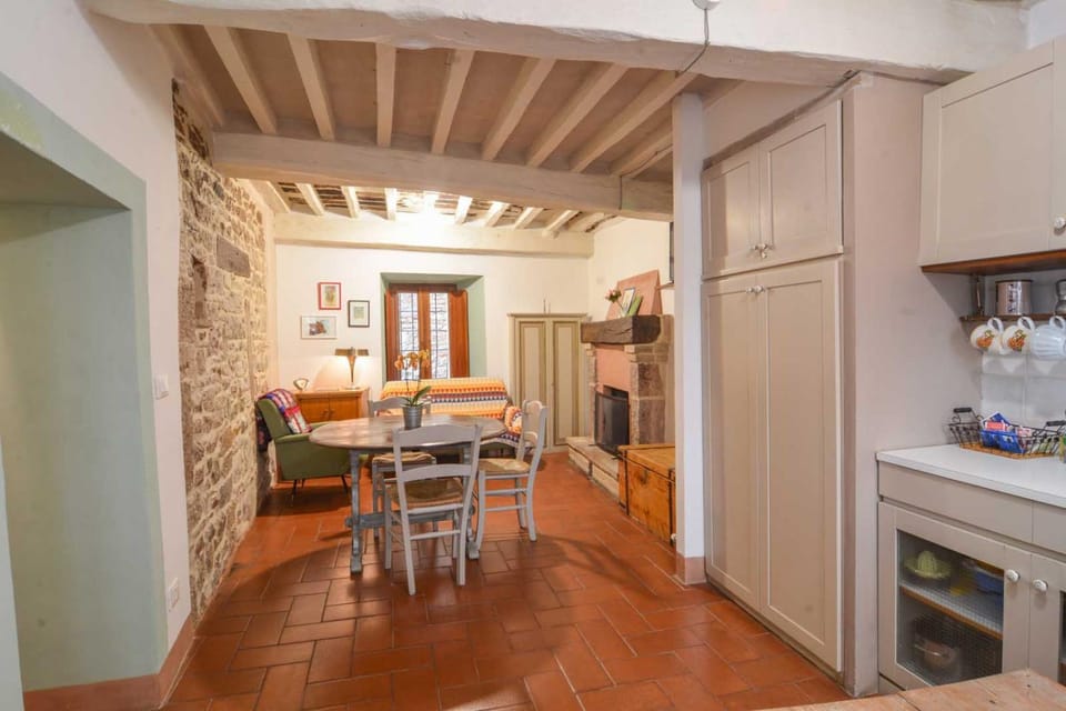 la Casa sull'arco - Albergo diffuso Collelungo House in Umbria