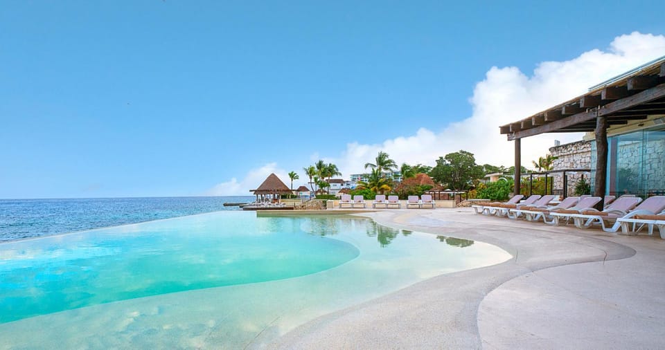 Day, Sea view, Swimming pool, sunbed