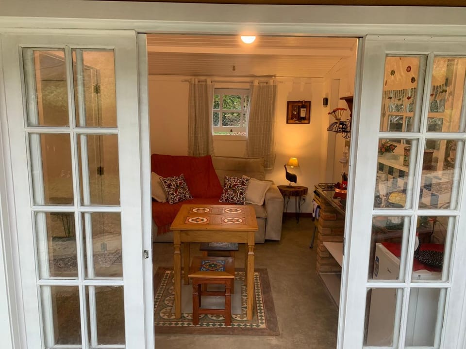 Facade/entrance, Dining area