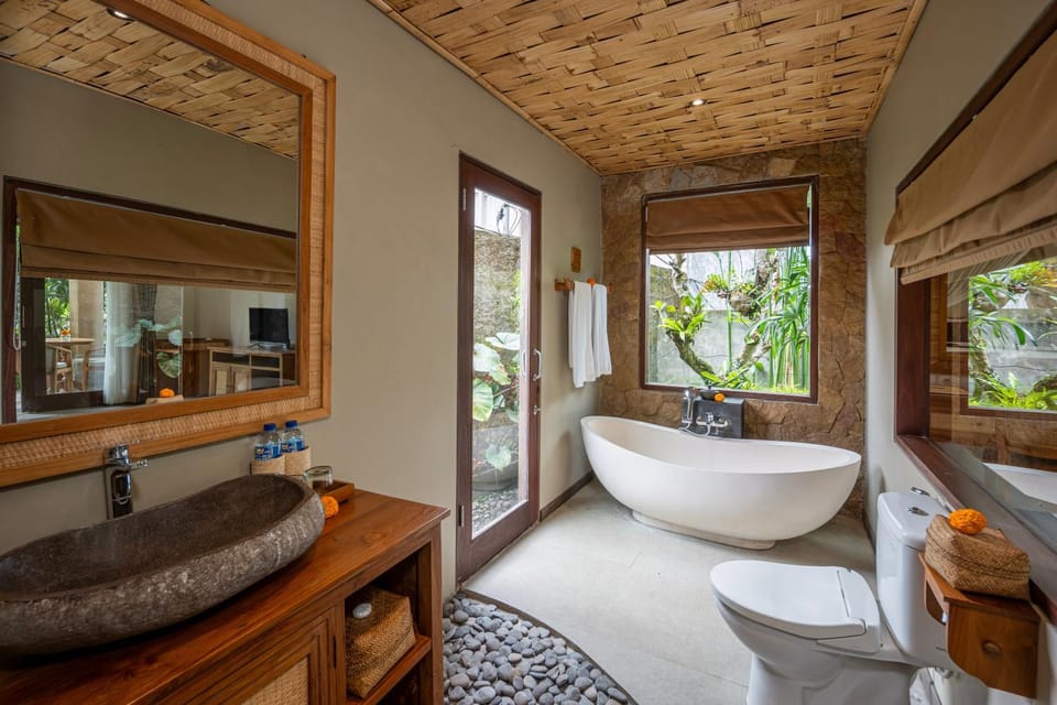 Bathroom, Bath
