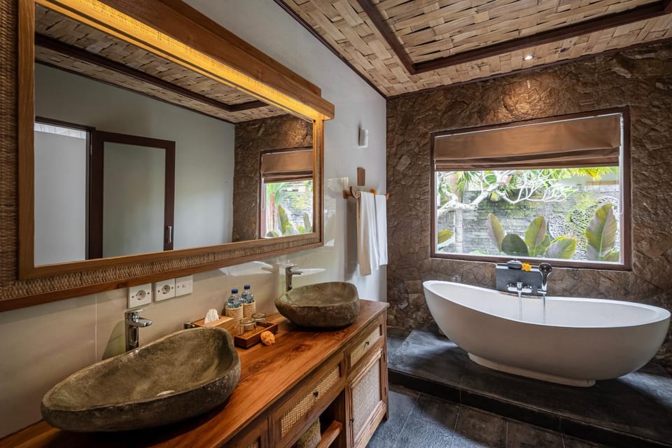 Bathroom, Bath