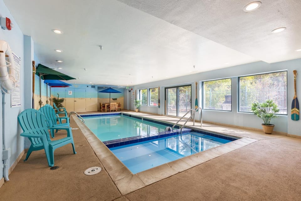 Hot Tub, Swimming pool