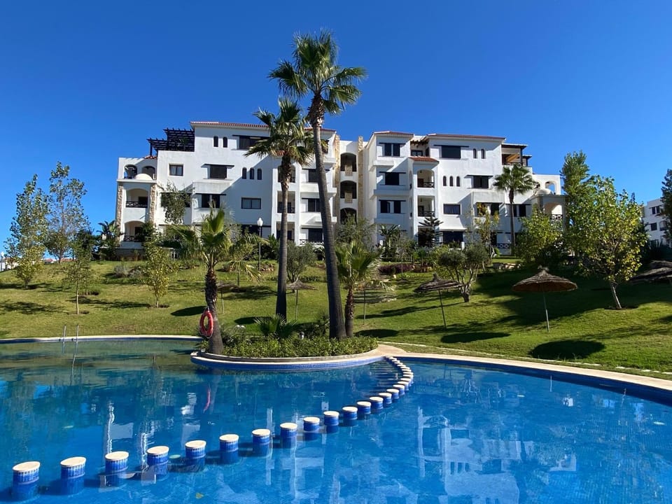 Property building, Swimming pool