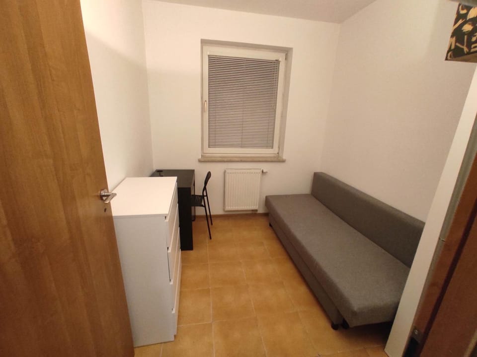 Nice room with 2 shared bathrooms ,WC , 2km to old town -100m from Metro Szwedzka Campground/ 
RV Resort in Warsaw