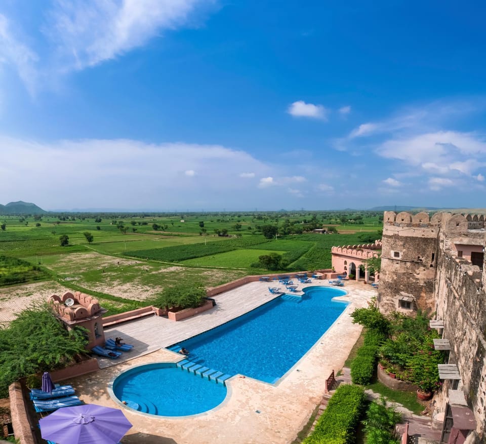 Swimming pool