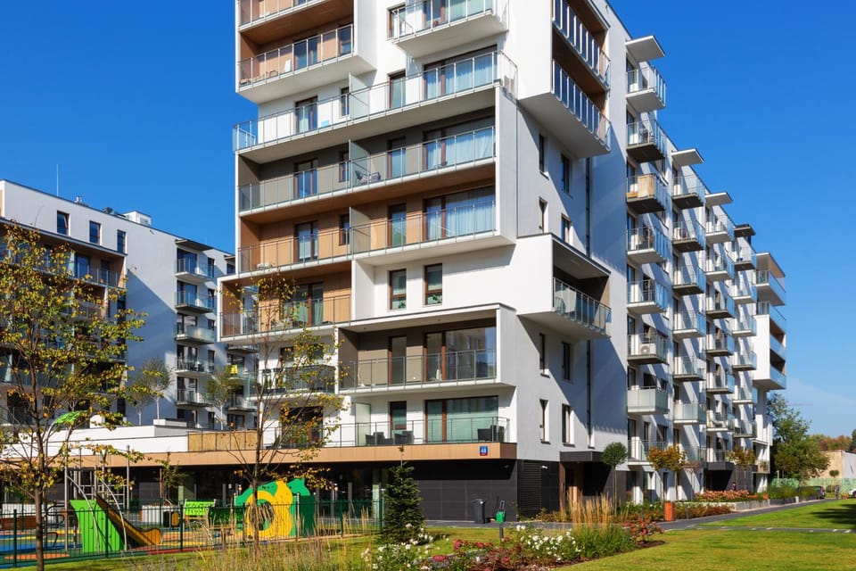Property building, Neighbourhood