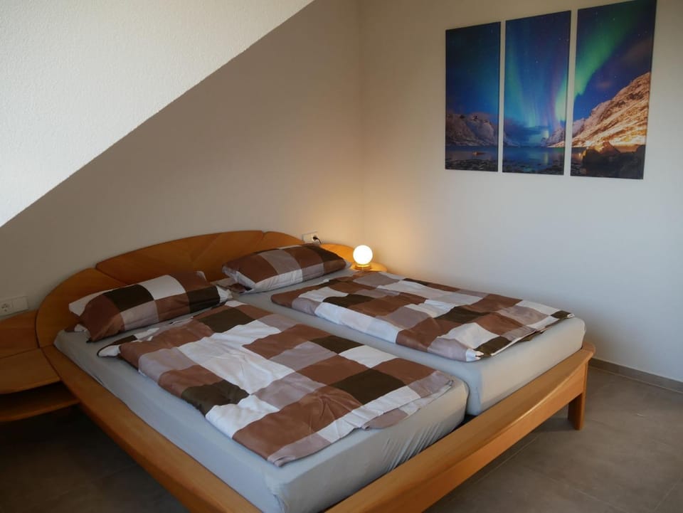 Property building, Living room, Bedroom