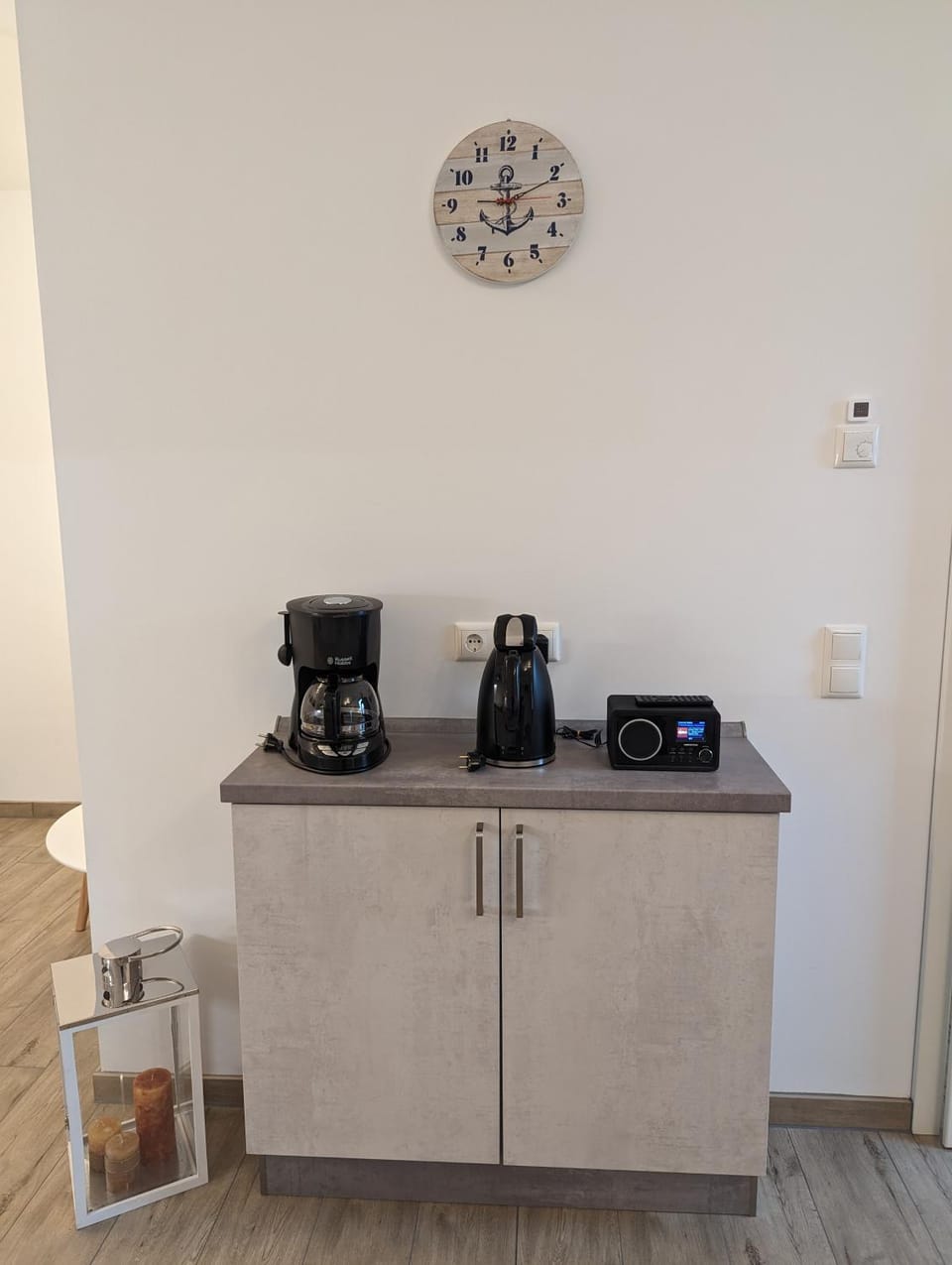 Coffee/tea facilities, Kitchen or kitchenette