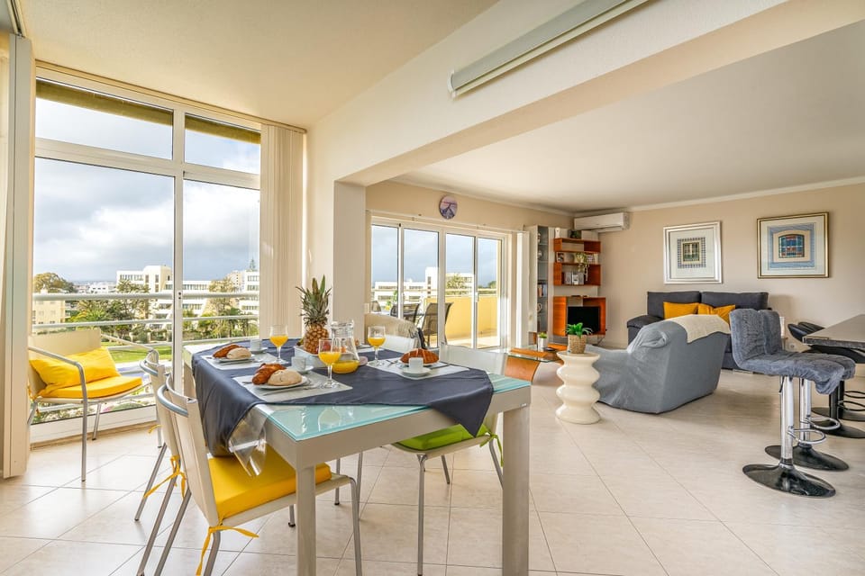 Living room, Seating area, Dining area, Garden view