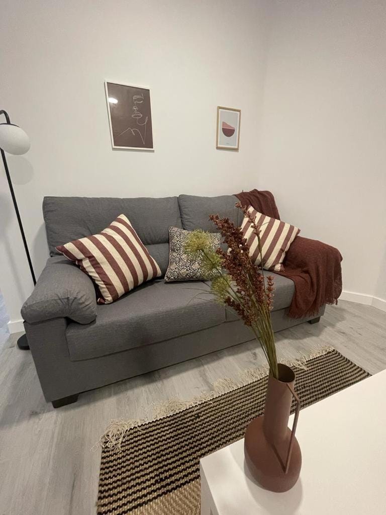 Living room, Lounge or bar