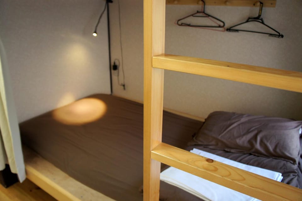 bunk bed