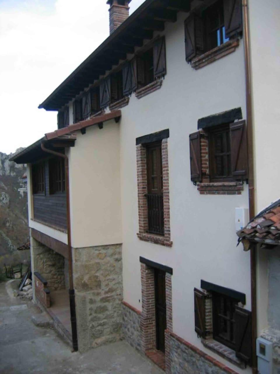 Facade/entrance