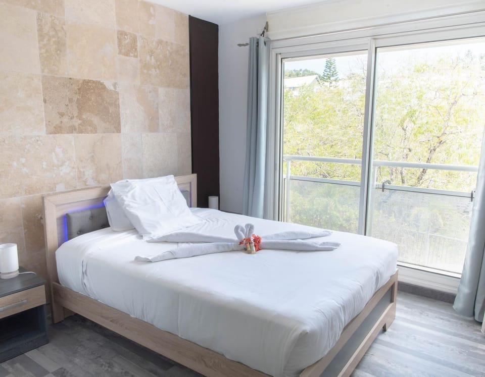 Bed, View (from property/room), towels