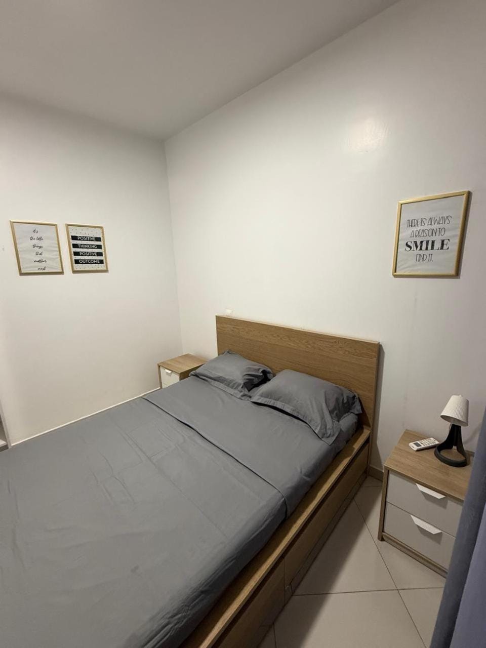 Bed, Bedroom, air conditioner
