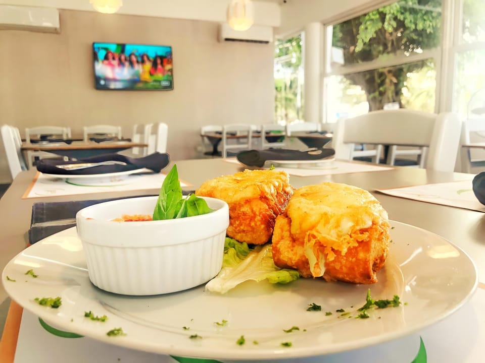 Restaurant/places to eat, Restaurant/places to eat