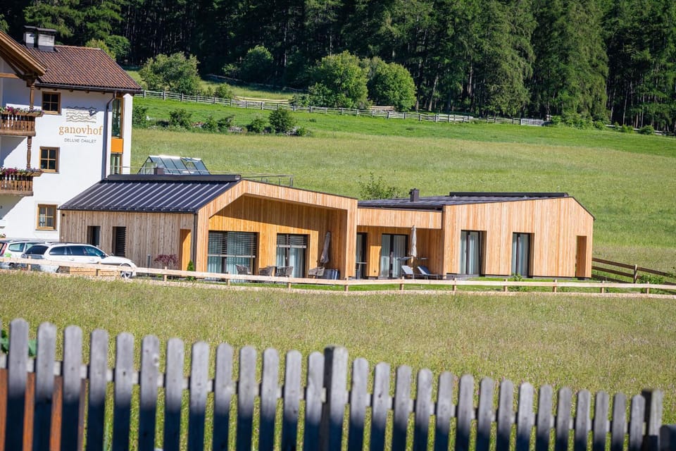 Ganovhof - Deluxe Chalet Apartment in Trentino-South Tyrol