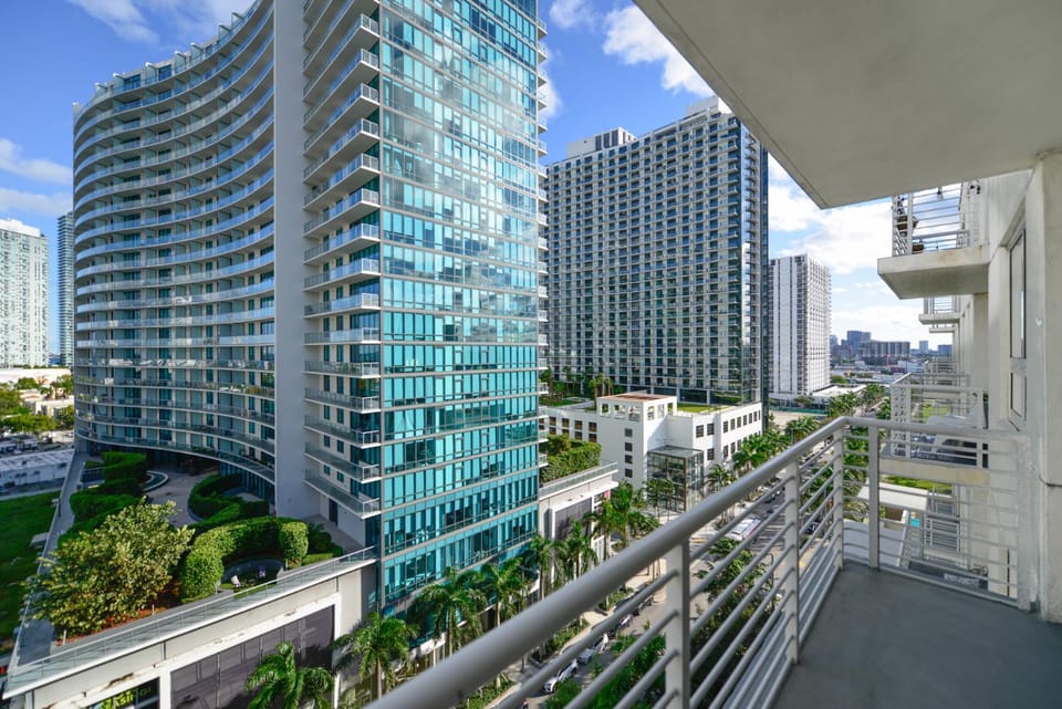 Neighbourhood, City view