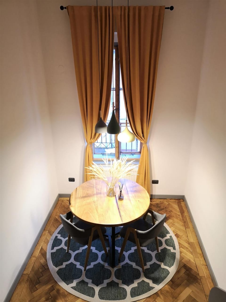 Cuba Apartment in Brasov