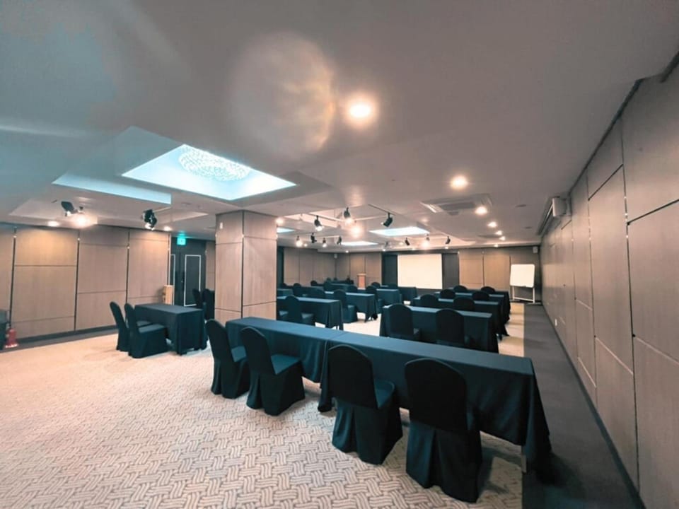 Hotel Atrium Jongno Hotel in Seoul